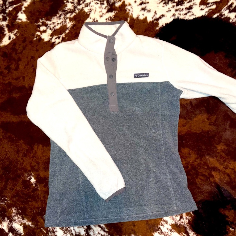 Colombia quarter button up pullover.